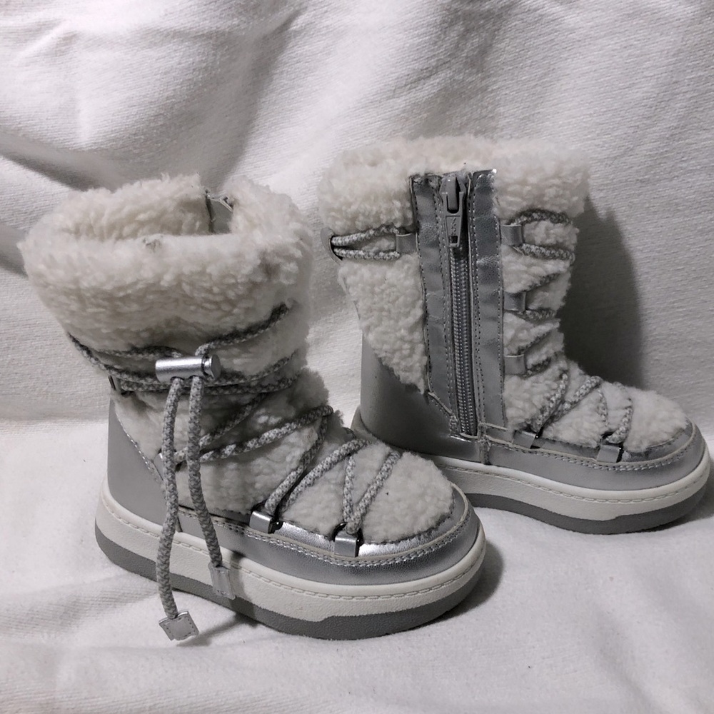 Winter Girls Boots White and Silver